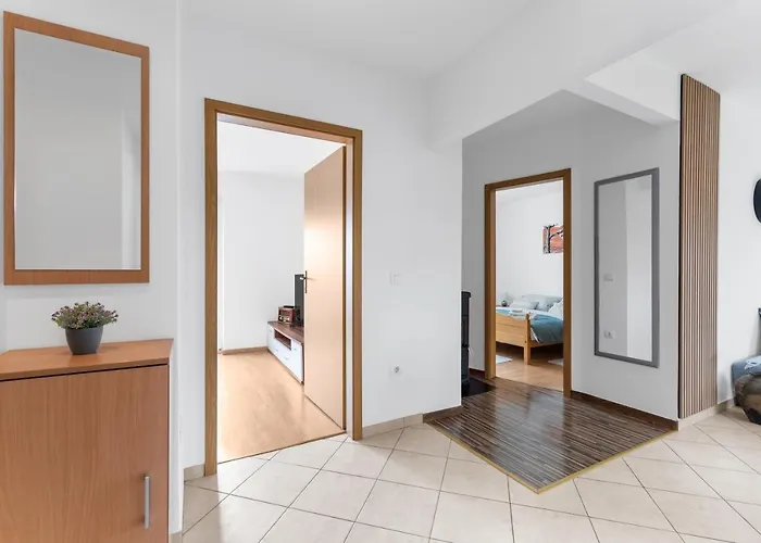 Mdm Apartment