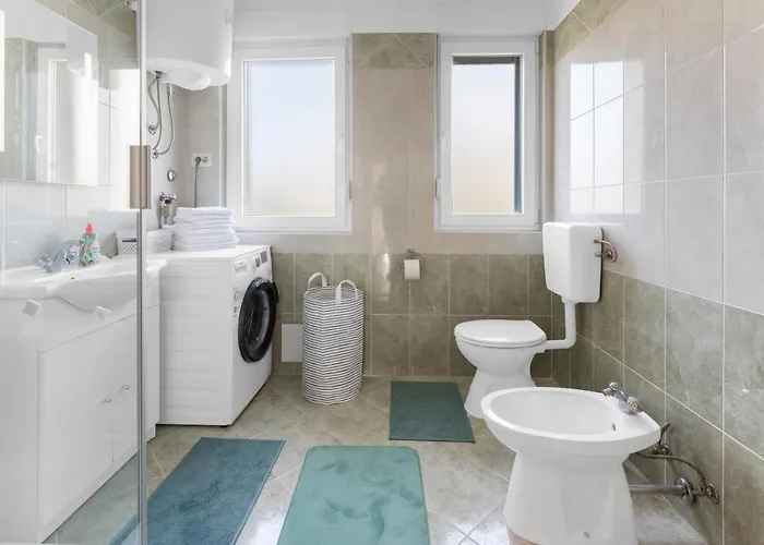 Mdm Apartment