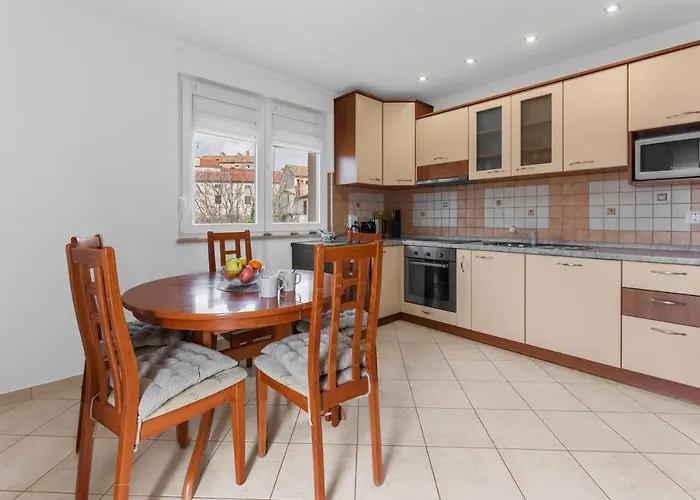 Apartment Mdm Buje